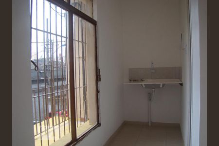 Cozinha de kitnet/studio à venda com 7 quartos, 240m² em Vila Santa Luzia, Taboão da Serra