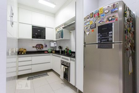 Apartamento à venda com 79m², 1 quarto e sem vaga Apartamento à venda com 79m², 1 quarto e sem vagaCozinha