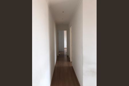 Corredor de apartamento à venda com 2 quartos, 60m² em Vila Barreto, São Paulo
