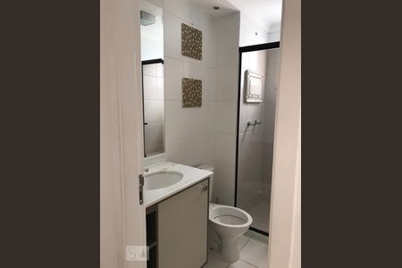 Banheiro de apartamento à venda com 2 quartos, 60m² em Vila Barreto, São Paulo