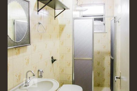 Banheiro Social de apartamento à venda com 3 quartos, 60m² em Praia da Bandeira, Rio de Janeiro