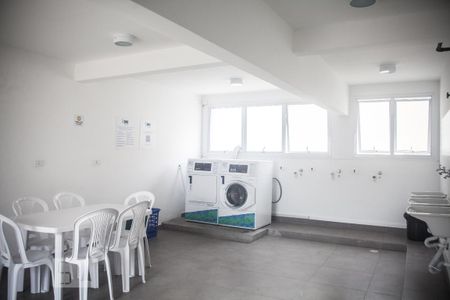 Apartamento para alugar com 30m², 1 quarto e sem vagaÁrea comum - Lavanderia
