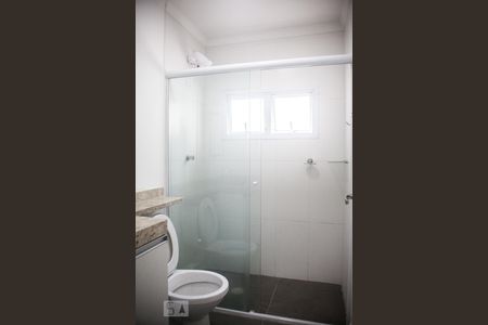 Banheiro de apartamento para alugar com 1 quarto, 30m² em Bela Vista, São Paulo