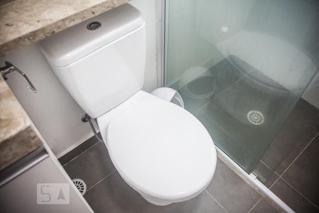 Detalhe do banheiro de apartamento para alugar com 1 quarto, 30m² em Bela Vista, São Paulo