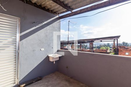 Casa para alugar com 64m², 2 quartos e 1 vagaÁrea de Serviço