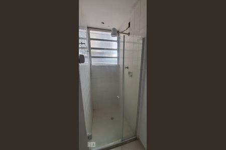 Banheiro social  de apartamento à venda com 2 quartos, 76m² em Santa Rosa, Niterói