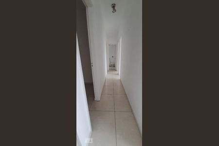 Corredor de apartamento à venda com 2 quartos, 76m² em Santa Rosa, Niterói