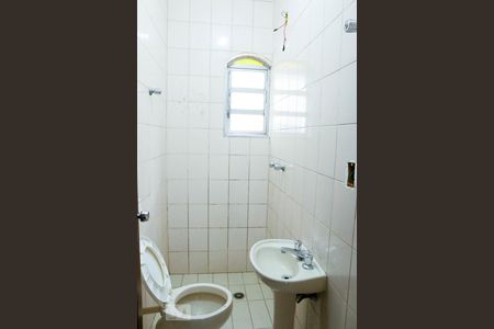 Banheiro de casa para alugar com 1 quarto, 32m² em Jardim Satelite, São Paulo