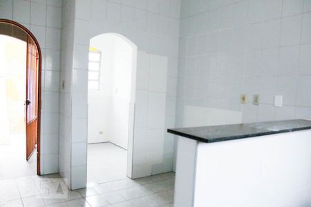 Cozinha de casa para alugar com 1 quarto, 30m² em Jardim Satelite, São Paulo