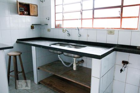 Cozinha de casa para alugar com 1 quarto, 30m² em Jardim Satelite, São Paulo