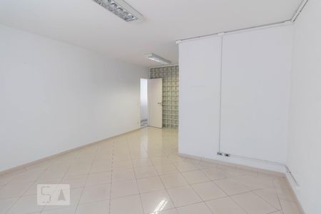 Casa à venda com 500m², 5 quartos e 8 vagas Casa à venda com 500m², 5 quartos e 8 vagasQuarto 5
