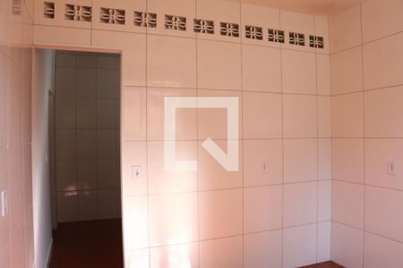 Casa para alugar com 58m², 2 quartos e 2 vagasCozinha