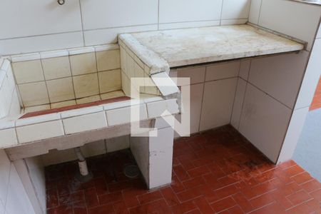 Casa para alugar com 58m², 2 quartos e 2 vagasLavanderia