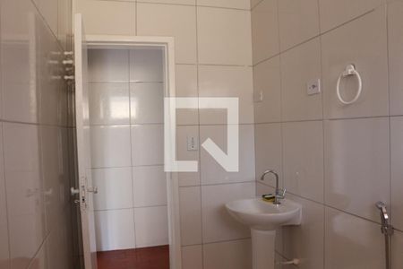 Casa para alugar com 58m², 2 quartos e 2 vagasBanheiro