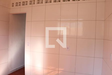 Casa para alugar com 58m², 2 quartos e 2 vagasCozinha