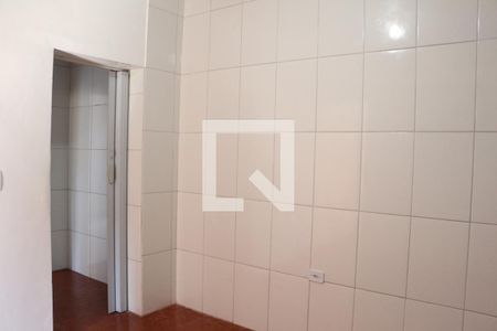 Casa para alugar com 58m², 2 quartos e 2 vagasCozinha