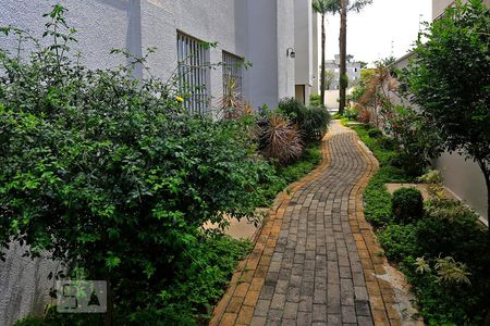 Apartamento à venda com 47m², 2 quartos e 1 vagaEntrada