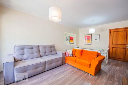 Sala de apartamento para alugar com 2 quartos, 85m² em Auxiliadora, Porto Alegre