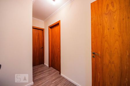 Corredor escritório de apartamento para alugar com 2 quartos, 85m² em Auxiliadora, Porto Alegre