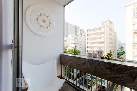 Apartamento para alugar com 290m², 2 quartos e 1 vaga Apartamento para alugar com 290m², 2 quartos e 1 vagaSacada da Suíte 2