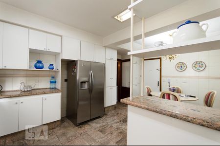 Apartamento para alugar com 290m², 2 quartos e 1 vaga Apartamento para alugar com 290m², 2 quartos e 1 vagaCozinha