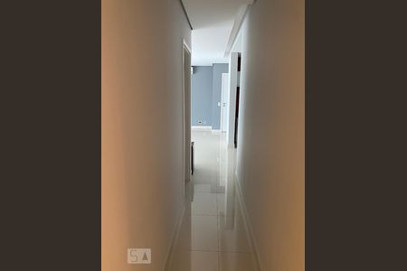 Corredor de apartamento para alugar com 2 quartos, 96m² em Morumbi, São Paulo