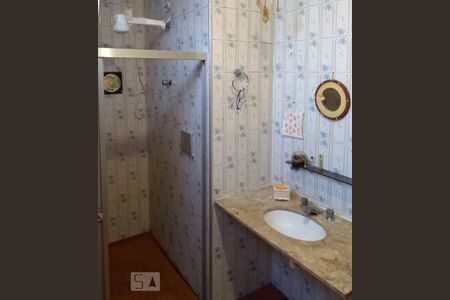 Banheiro de casa à venda com 3 quartos, 250m² em Cidade São Francisco, Osasco