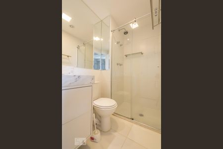 Banheiro de apartamento à venda com 1 quarto, 35m² em Jardim Novo Santo Amaro, São Paulo