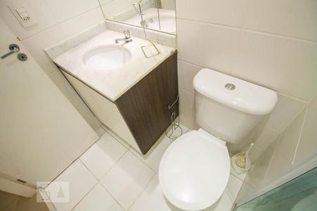 Apartamento à venda com 64m², 3 quartos e 1 vagaBanheiro da Suíte 