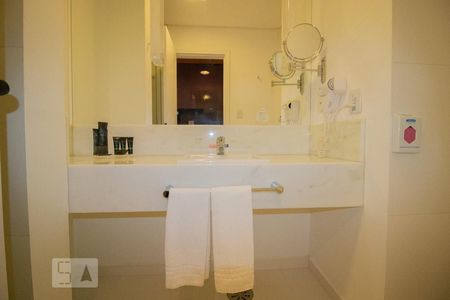 Banheiro de apartamento para alugar com 1 quarto, 35m² em Jardim São Paulo(zona Norte), São Paulo