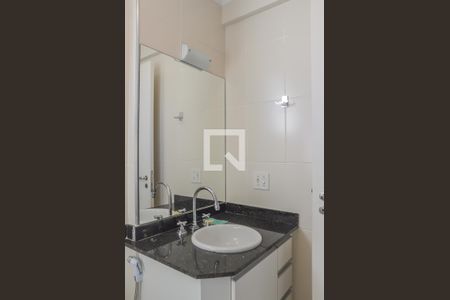 Apartamento para alugar com 104m², 3 quartos e 2 vagas Apartamento para alugar com 104m², 3 quartos e 2 vagasBanheiro