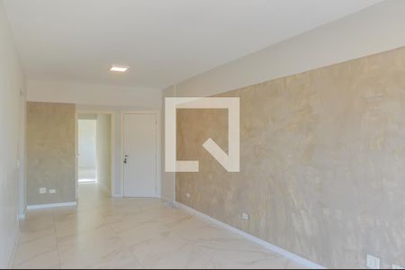 Apartamento para alugar com 104m², 3 quartos e 2 vagas Apartamento para alugar com 104m², 3 quartos e 2 vagasSala