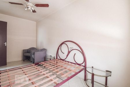 Dormitório de apartamento para alugar com 2 quartos, 60m² em Jardim do Salso, Porto Alegre