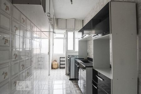 Apartamento para alugar com 60m², 2 quartos e sem vaga Apartamento para alugar com 60m², 2 quartos e sem vagaCozinha e Área de Serviço