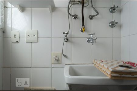 Apartamento à venda com 63m², 2 quartos e 1 vaga Apartamento à venda com 63m², 2 quartos e 1 vagaÁrea de Serviço