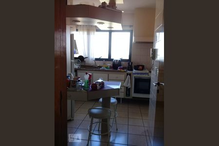 Apartamento à venda com 100m², 3 quartos e 2 vagasCozinha