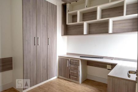 Casa à venda com 120m², 3 quartos e 4 vagas Casa à venda com 120m², 3 quartos e 4 vagasQuarto 2