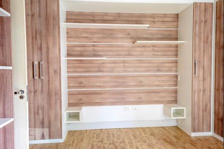 Casa à venda com 120m², 3 quartos e 4 vagas Casa à venda com 120m², 3 quartos e 4 vagasQuarto 1 - Suíte