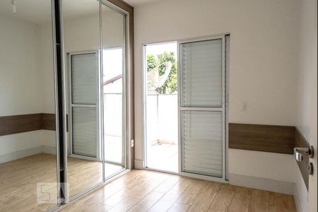 Casa à venda com 120m², 3 quartos e 4 vagas Casa à venda com 120m², 3 quartos e 4 vagasQuarto 3