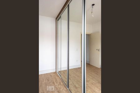 Casa à venda com 120m², 3 quartos e 4 vagas Casa à venda com 120m², 3 quartos e 4 vagasQuarto 3