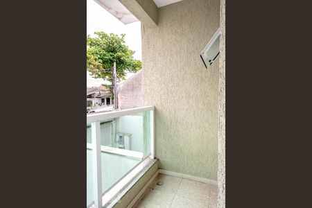 Casa à venda com 120m², 3 quartos e 4 vagas Casa à venda com 120m², 3 quartos e 4 vagasVaranda da Suíte