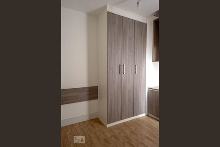 Casa à venda com 120m², 3 quartos e 4 vagas Casa à venda com 120m², 3 quartos e 4 vagasQuarto 2