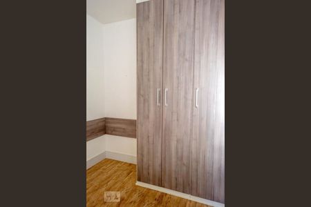 Casa à venda com 120m², 3 quartos e 4 vagas Casa à venda com 120m², 3 quartos e 4 vagasQuarto 2