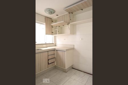 Casa à venda com 120m², 3 quartos e 4 vagas Casa à venda com 120m², 3 quartos e 4 vagasCozinha