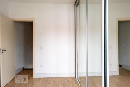 Casa à venda com 120m², 3 quartos e 4 vagas Casa à venda com 120m², 3 quartos e 4 vagasQuarto 3