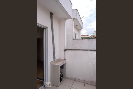 Casa à venda com 120m², 3 quartos e 4 vagas Casa à venda com 120m², 3 quartos e 4 vagasVaranda do Quarto 3