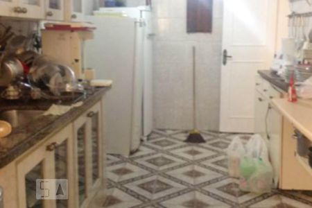 Apartamento à venda com 167m², 3 quartos e 2 vagasCozinha