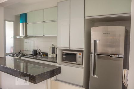 Sala de apartamento para alugar com 2 quartos, 70m² em Jardim Leonor, São Paulo