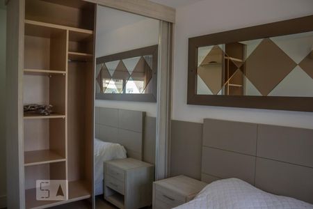 Suíte de apartamento para alugar com 2 quartos, 70m² em Jardim Leonor, São Paulo