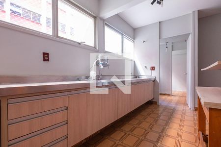 Apartamento para alugar com 130m², 4 quartos e 2 vagas Apartamento para alugar com 130m², 4 quartos e 2 vagasCozinha